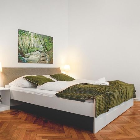 Commodious 3Br Apt. Ideal For Families And Friends Daire Viyana Dış mekan fotoğraf