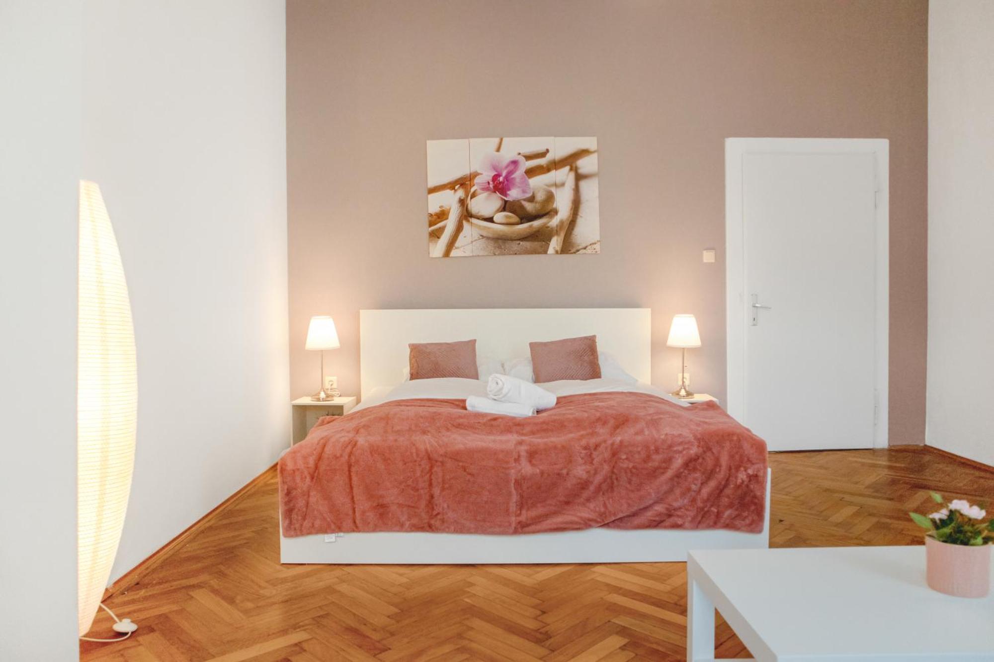 Commodious 3Br Apt. Ideal For Families And Friends Daire Viyana Dış mekan fotoğraf
